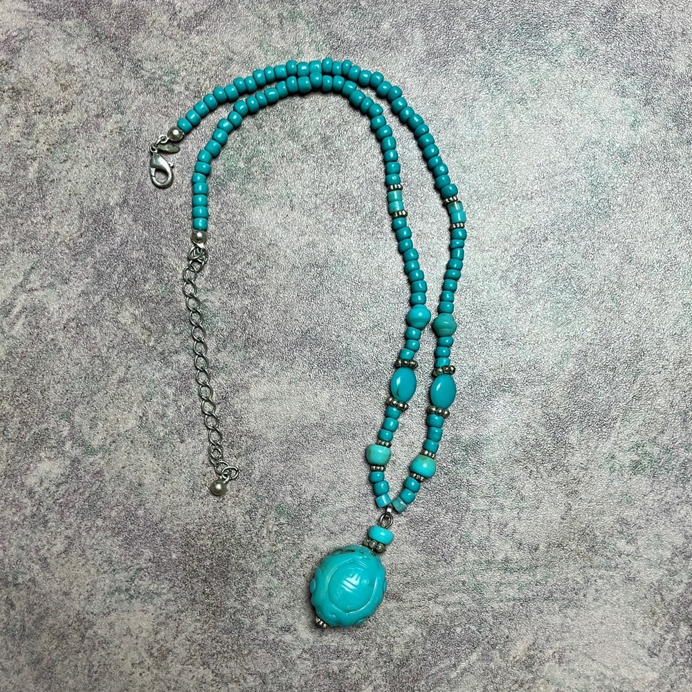 Vintage Avon Faux Turquoise Beaded Necklace with Silver Accents